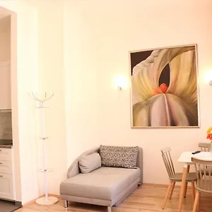 Flowers Aparthotel