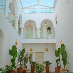 riad-dar-blanche-spa.marrakeshhotelsmorocco.com/